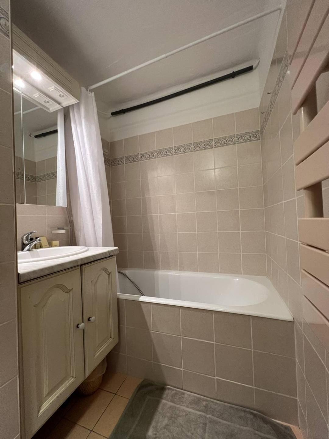 L'Appartement Des Sables Le Lavandou Exterior foto